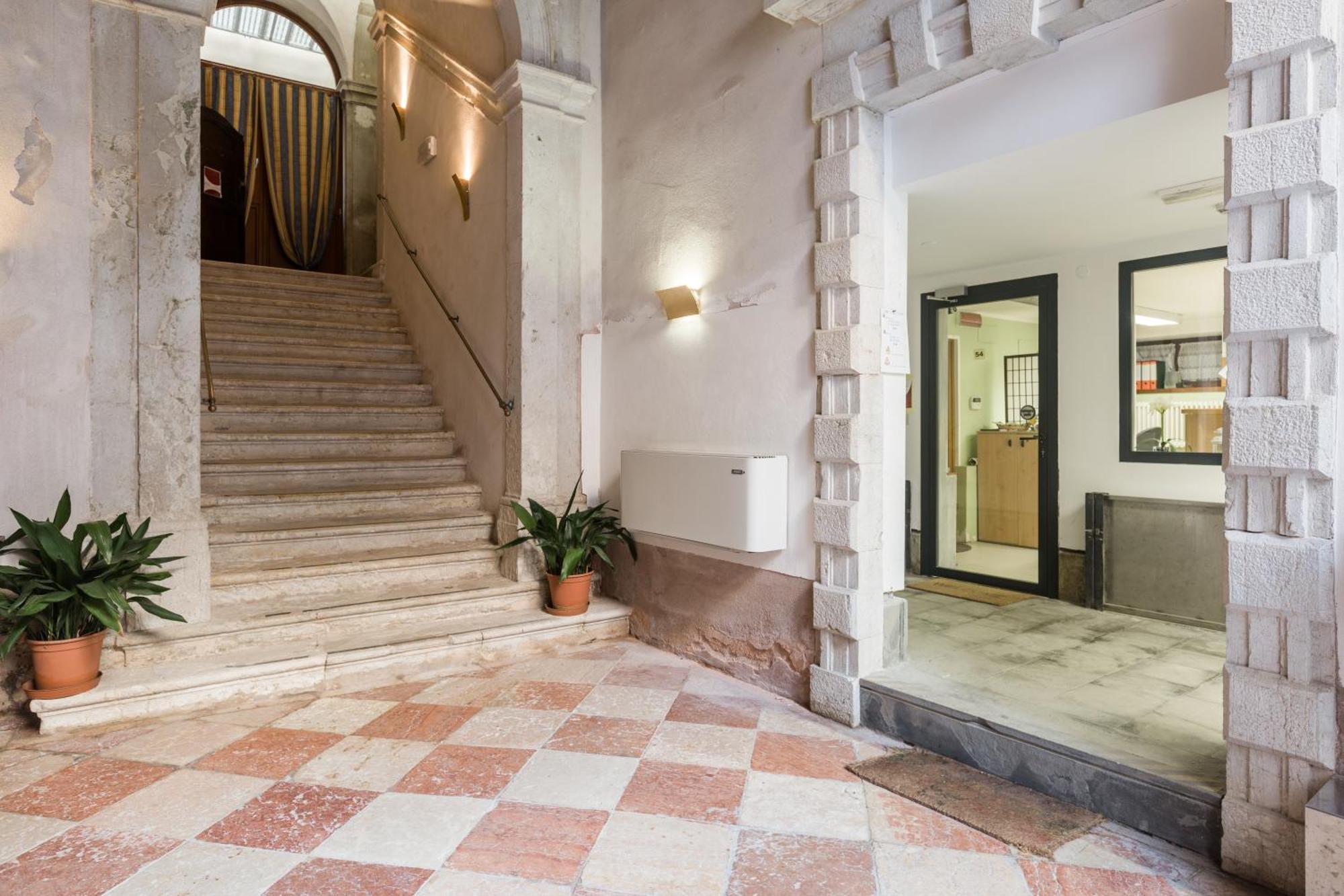 Foresteria Valdese Hostal Venecia